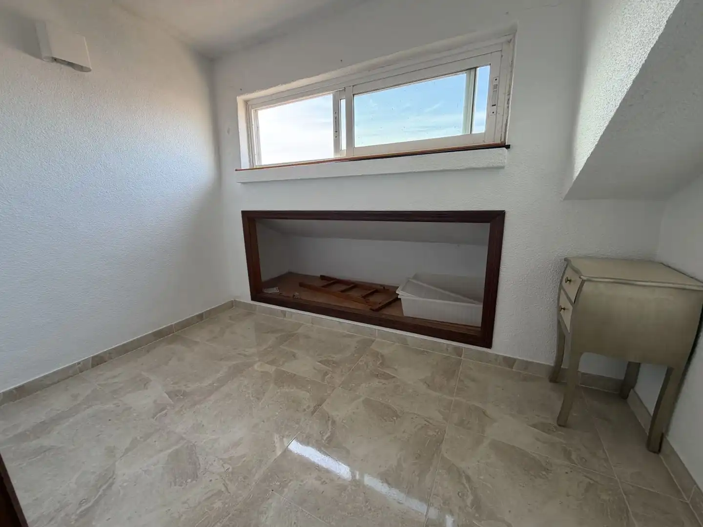 Baño de Apartamento en venta en Torrevieja con Terraza y Balcón