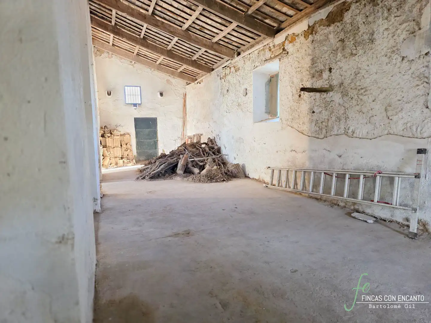 Country homes for sale in Marchena  with Swimming Pool and Alarm