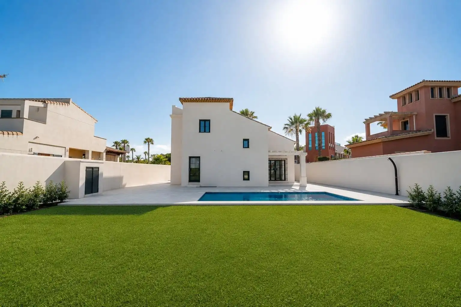 Exterior view of Houses for sale in Chiclana de la Frontera  with Private garden, Terrace and Swimming Pool