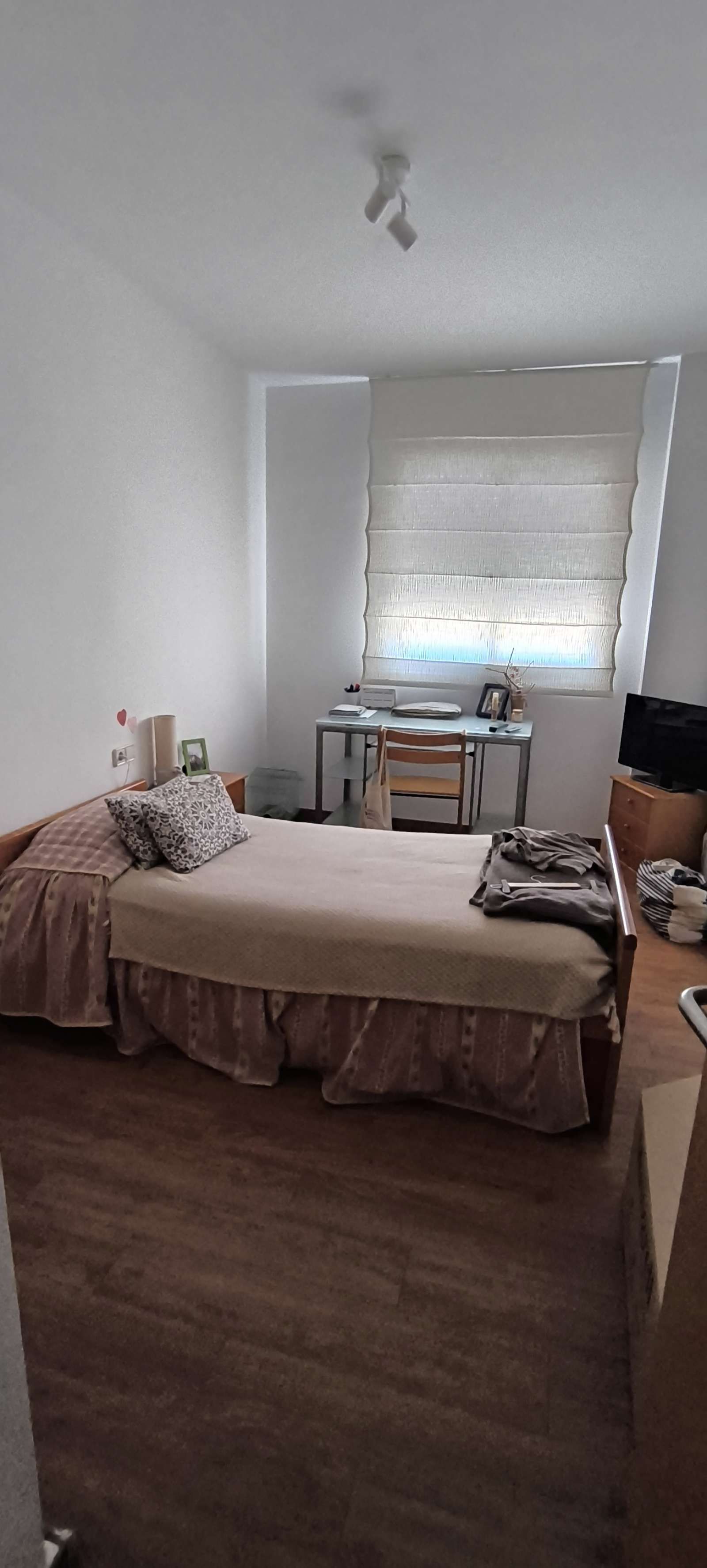 Dormitori de Pis per a compartir en Museros amb Aire condicionat i Terrassa