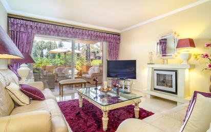 Living room of Planta baja for sale in Marbella  with Terrace, Swimming Pool and Community pool
