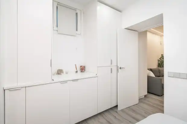 Habitación de Planta baja en venta en L'Hospitalet de Llobregat con Aire acondicionado y Horno