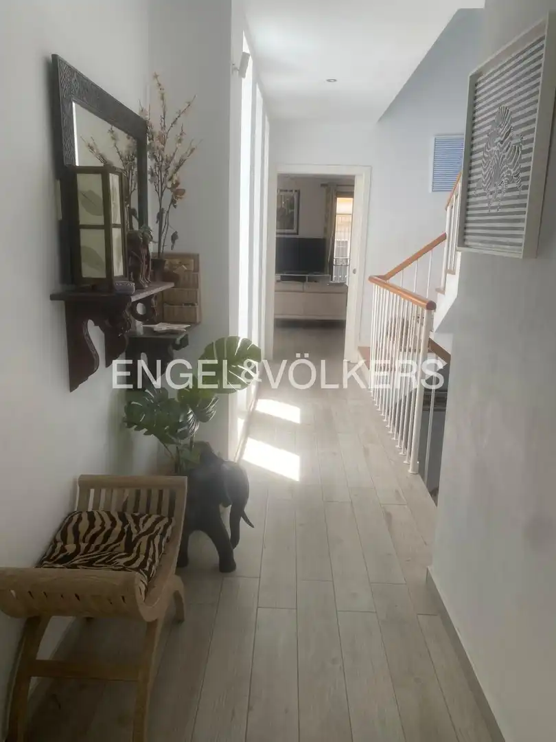 Haus oder Chalet zur Miete in Sevilla mit Klimaanlage, Heizung und Privatgarten