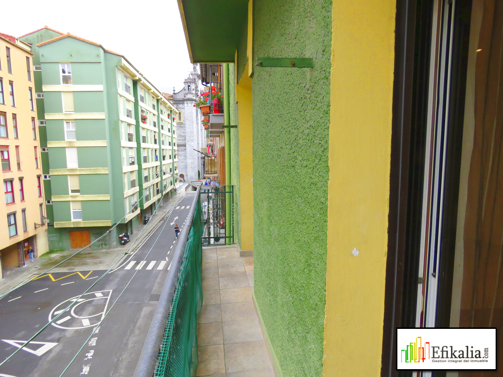 Vista exterior de Piso en venta en Tolosa con Calefacción y Trastero