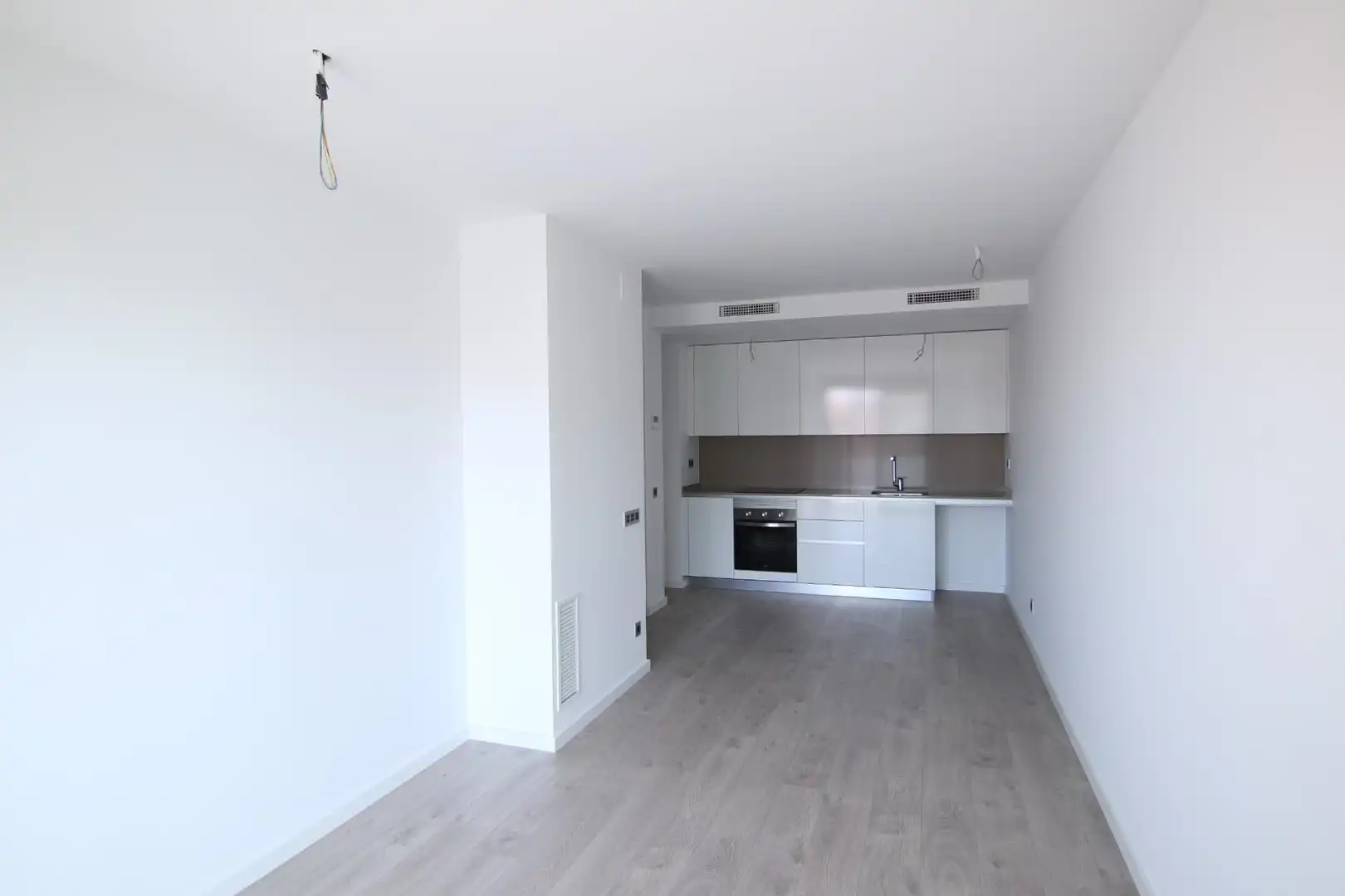 Kitchen of Flat for rent in Sabadell  with Air Conditioner, Heating and Parquet flooring