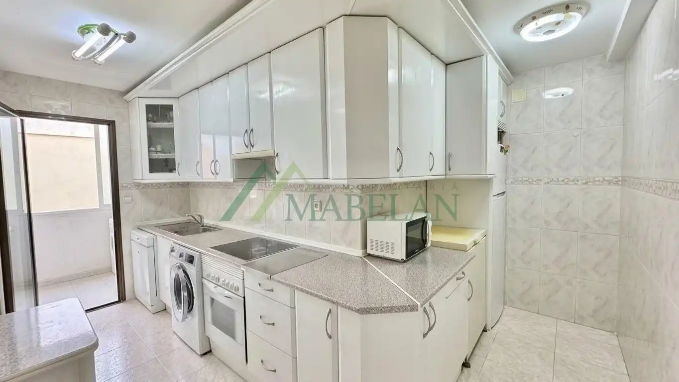 Appartamento con piscina in affitto a El Burgo, imagen 14