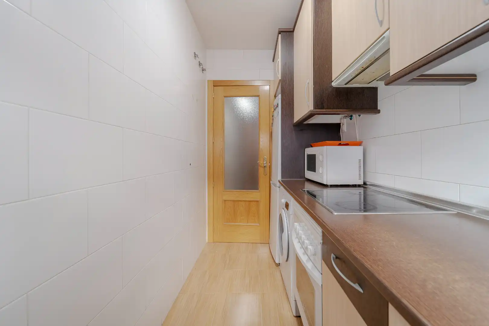 Cocina de Piso en venta en El Álamo con Calefacción, Amueblado y Horno