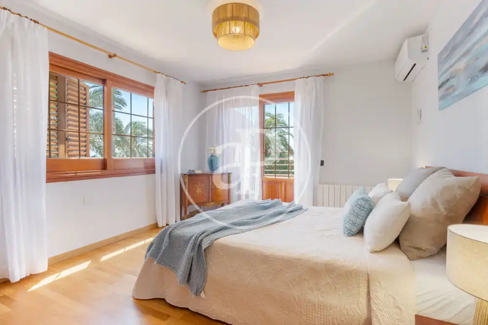 Habitación de Casa o chalet de alquiler en La Pobla de Farnals con Aire acondicionado, Calefacción y Jardín privado