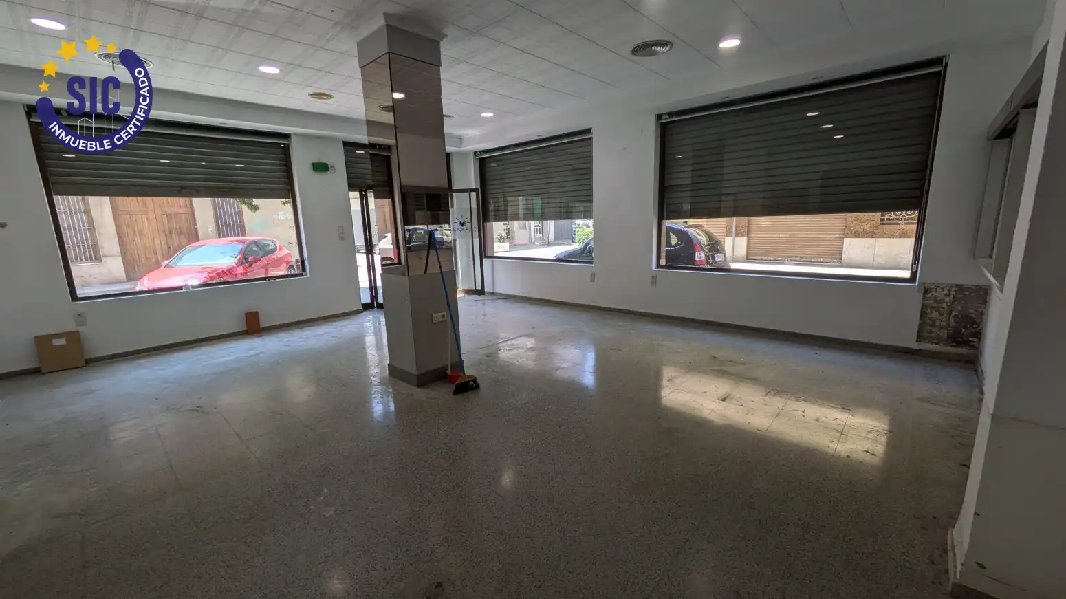 Commercial properties for sale in Benetússer