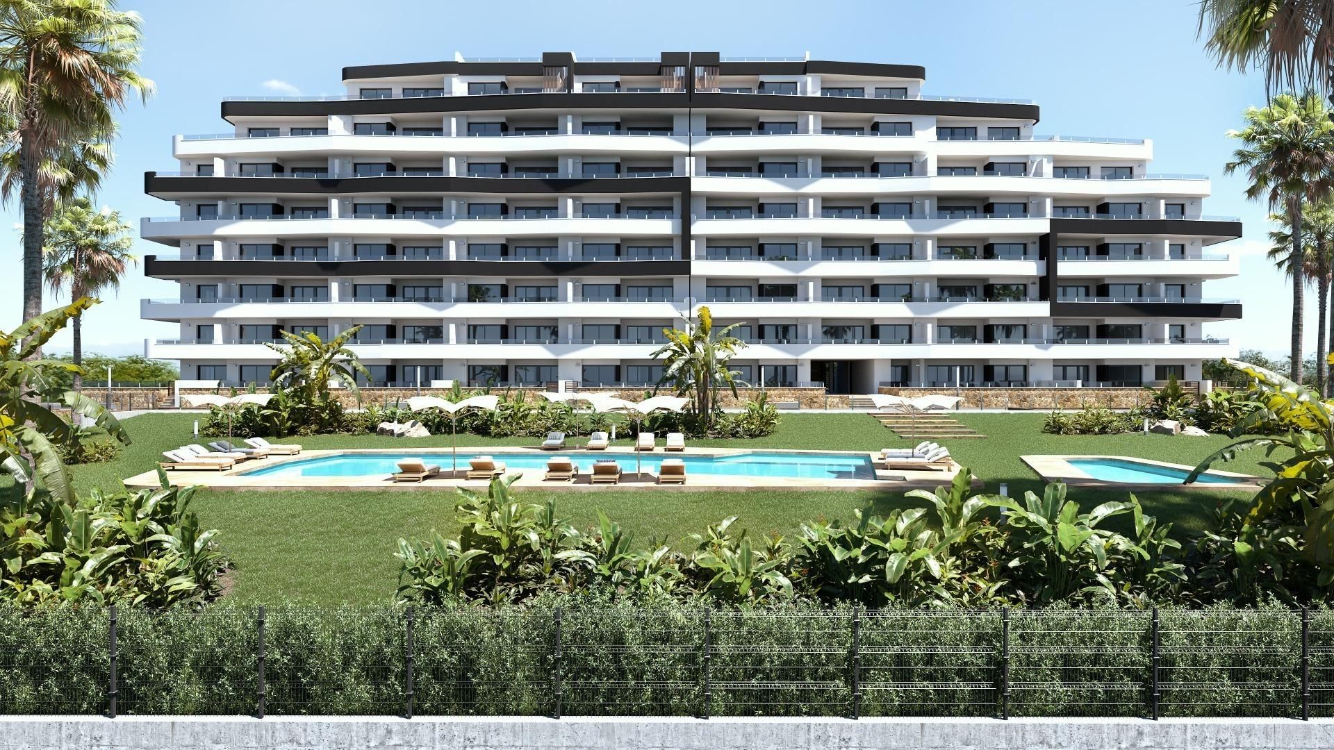 Vista exterior de Apartament en venda en Torrevieja amb Aire condicionat, Terrassa i Balcó