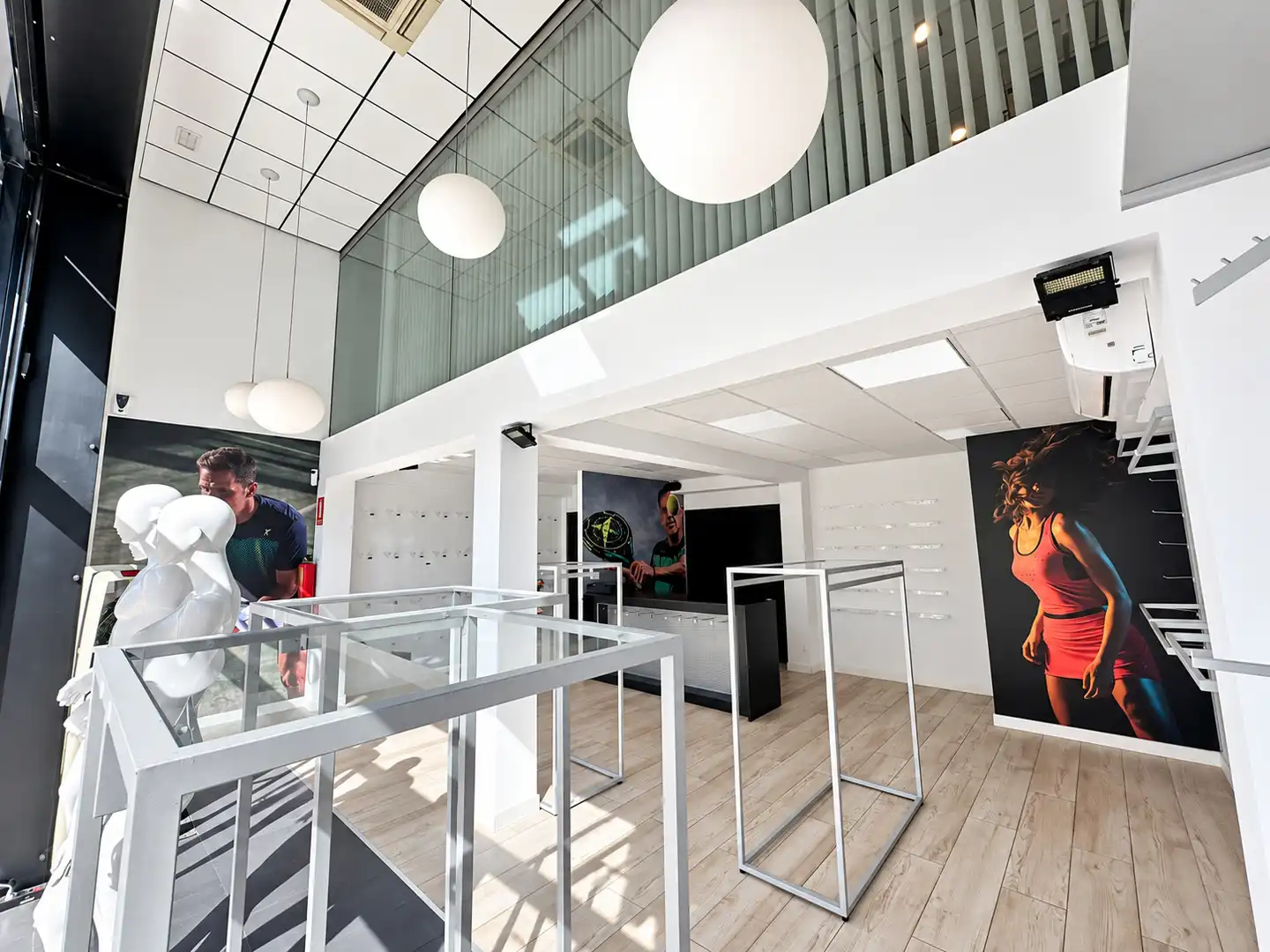 Business premises for sale in Calle Módena 36, imagen 7