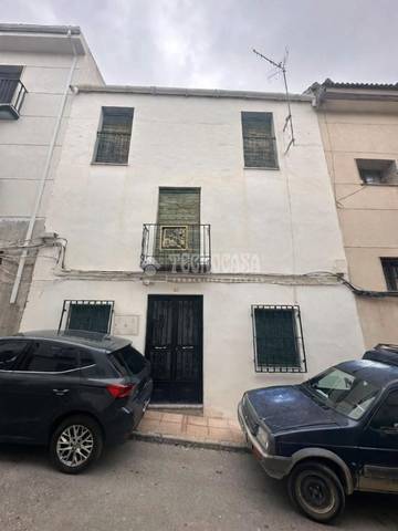 Casa-chalet en Venta en C. Colón en Jódar