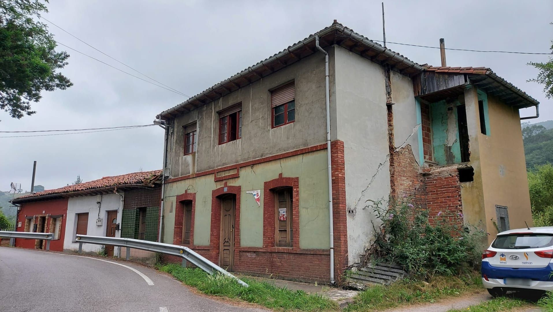 Vista exterior de Casa o chalet en venta en Mieres (Asturias)