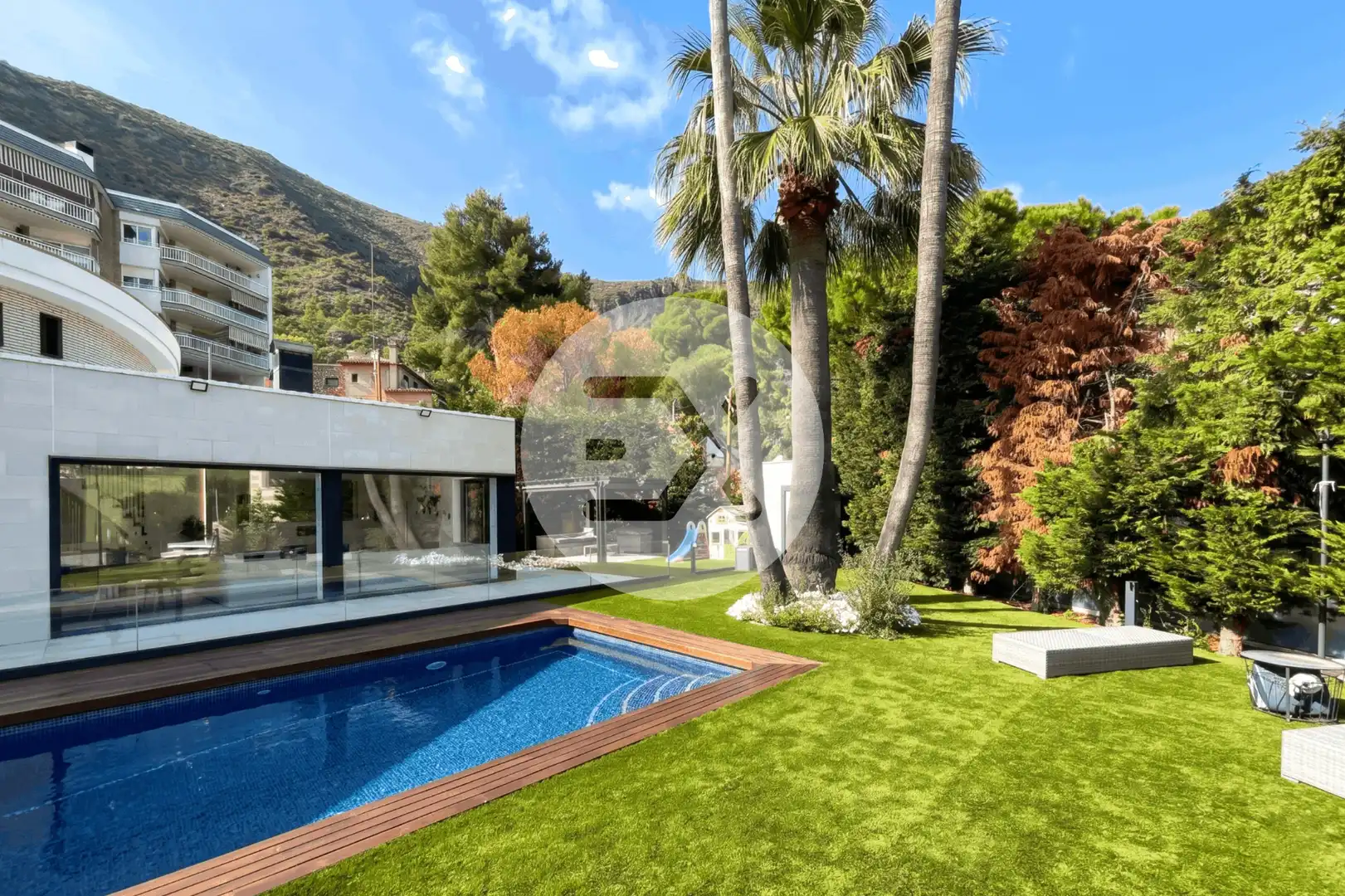 Garden of Houses for sale in Castelldefels  with Air Conditioner, Heating and Private garden