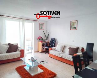 Sala d'estar de Apartament en venda en Adeje amb Balcó