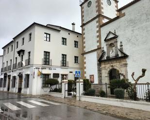 Vista exterior de Edifici en venda en Grazalema amb Alarma