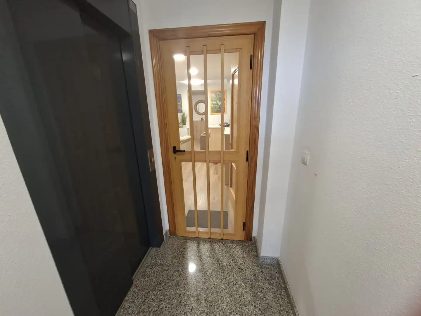 Wohnung zum Verkauf in Nules mit Klimaanlage, Parkett und Terrasse