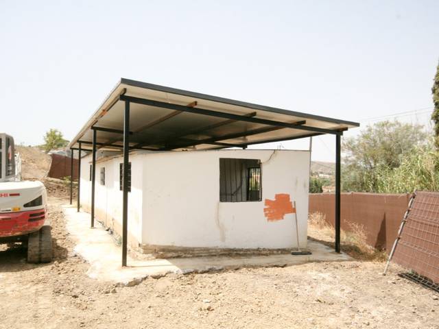 Casa-chalet en Venta en Partida Valdeperales en Coín