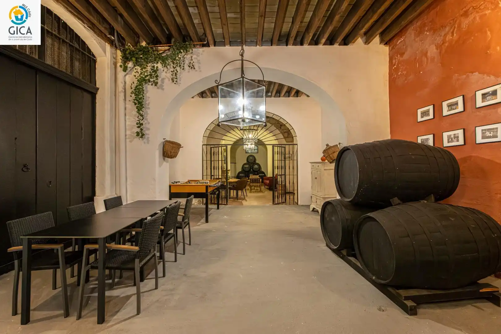 Houses for sale in Jerez de la Frontera  with Air Conditioner, Heating and Storage room