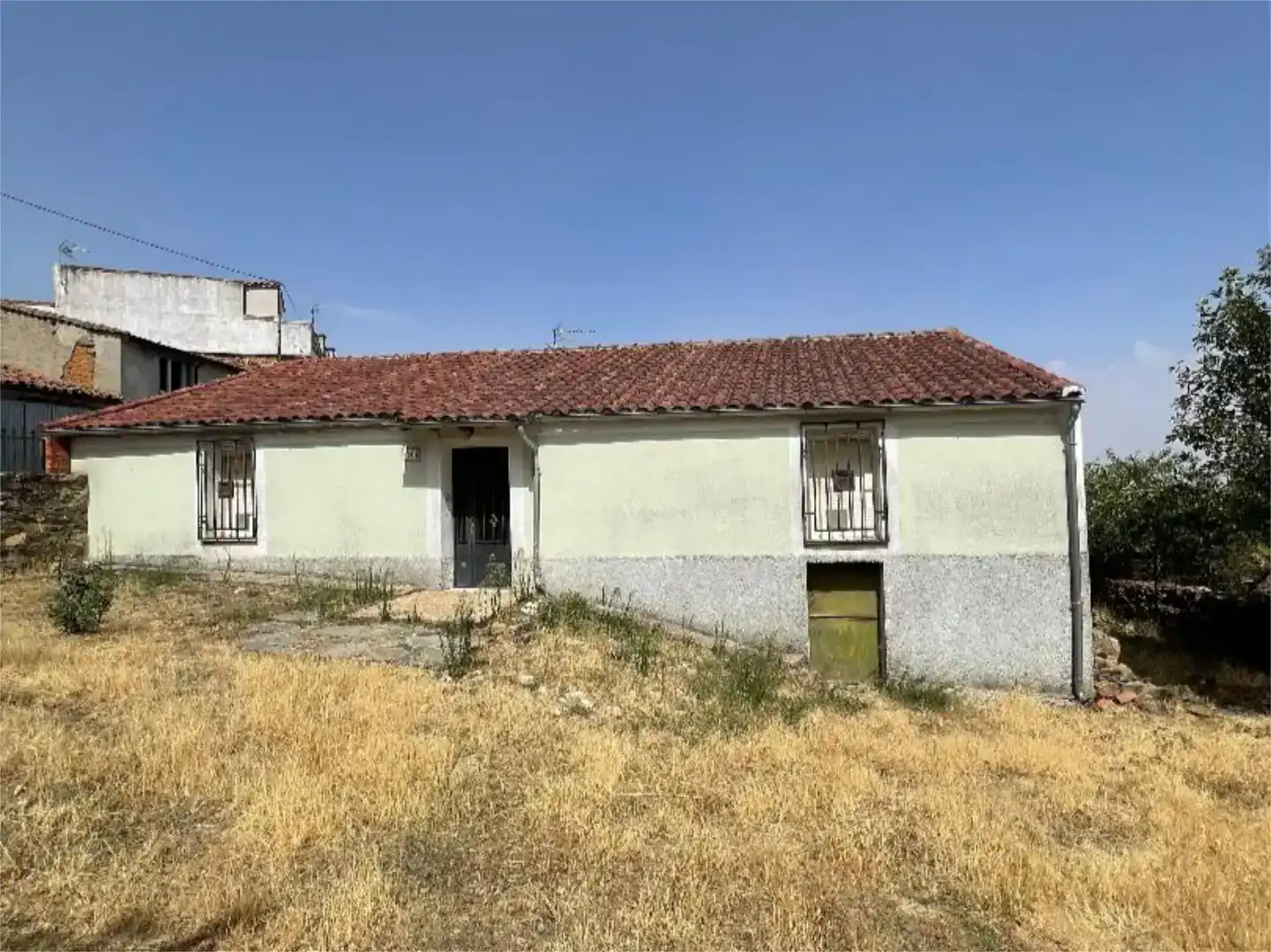 Vista exterior de Piso en venta en Las Veguillas  con Jardín privado y Trastero