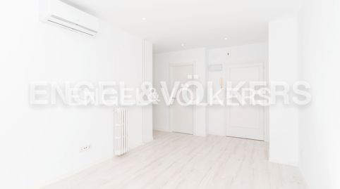 Foto 4 de Piso de alquiler en Calle Alcalá, Quintana, Madrid Capital