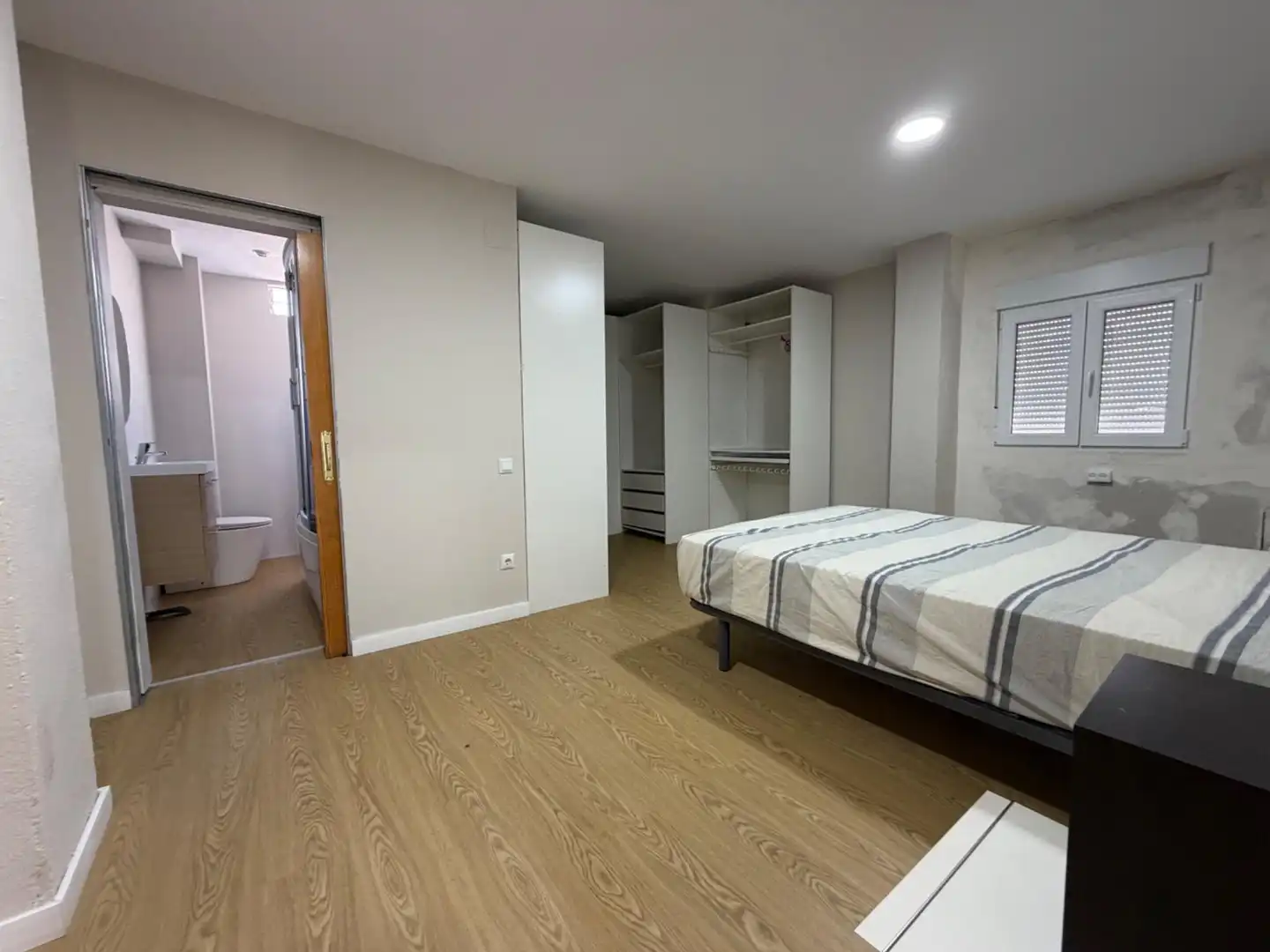 Bedroom of Flat for sale in Llíria  with Air Conditioner and Balcony