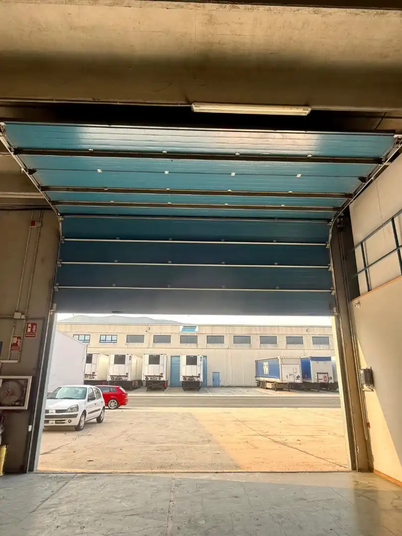 Vista exterior de Nave industrial de alquiler en Valle de Elorz / Elortzibar con Calefacción y Alarma