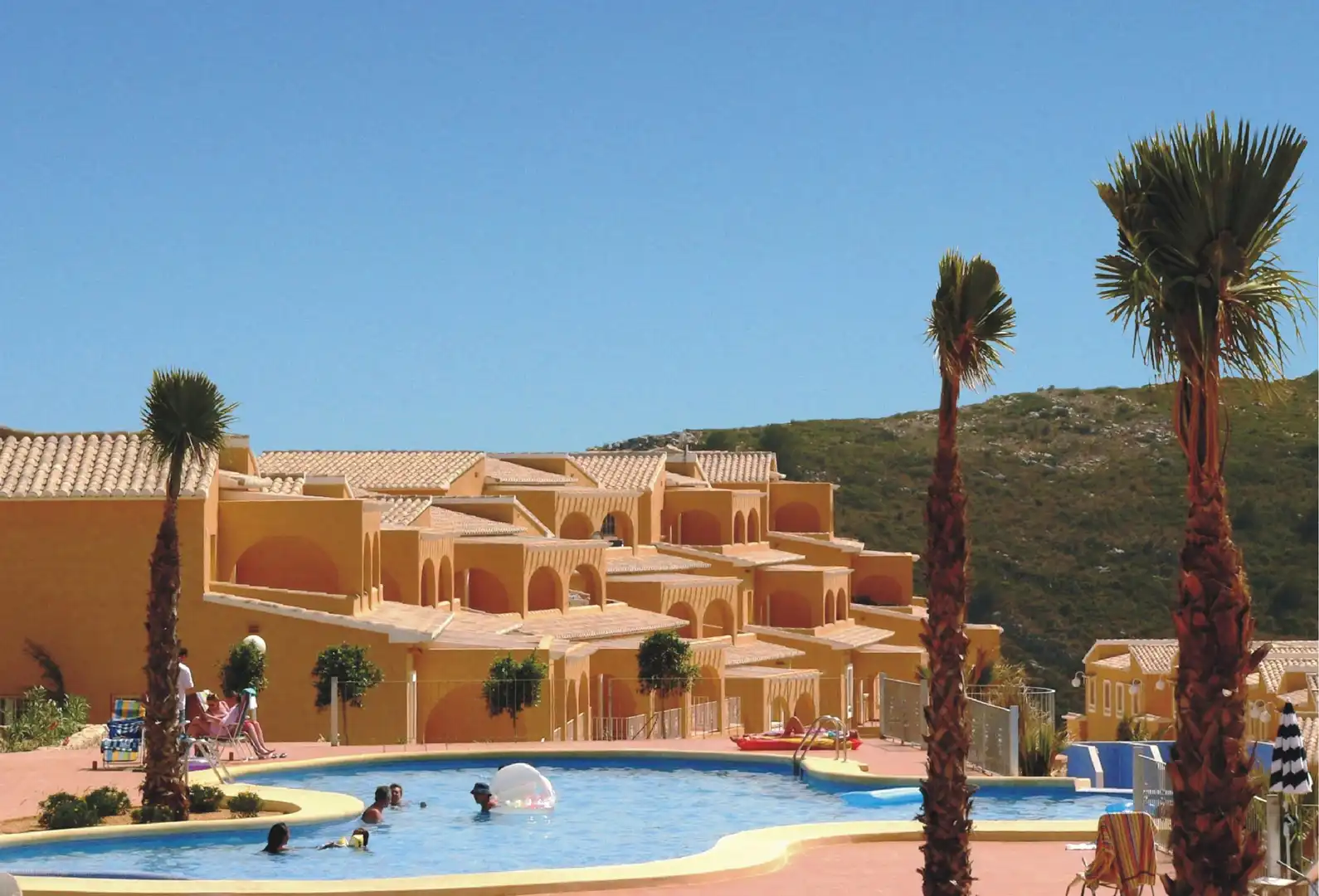Piscina de Dúplex en venda en Benitachell / El Poble Nou de Benitatxell amb Aire condicionat, Terrassa i Alarma