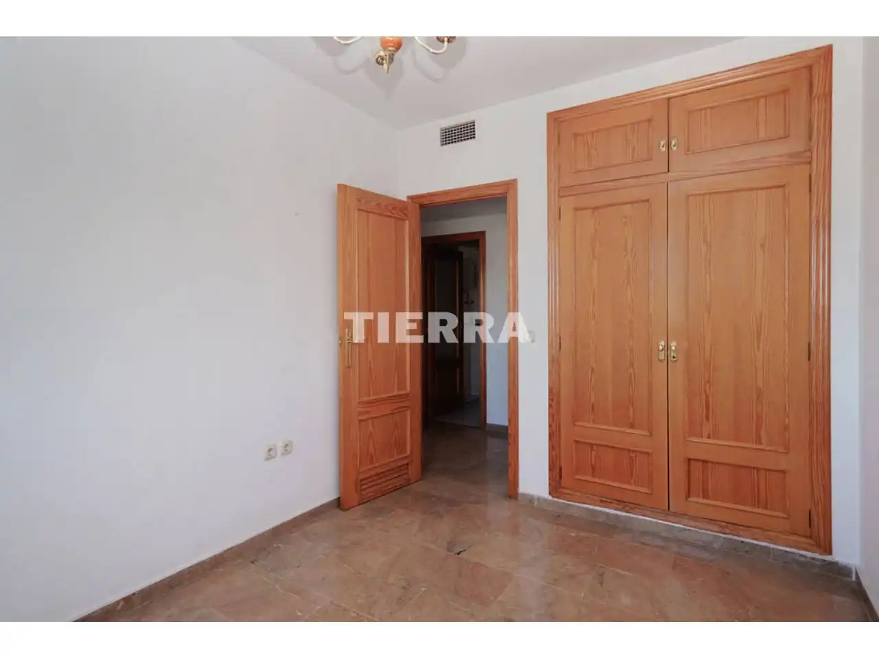 Habitación de Piso en venta en Murcia