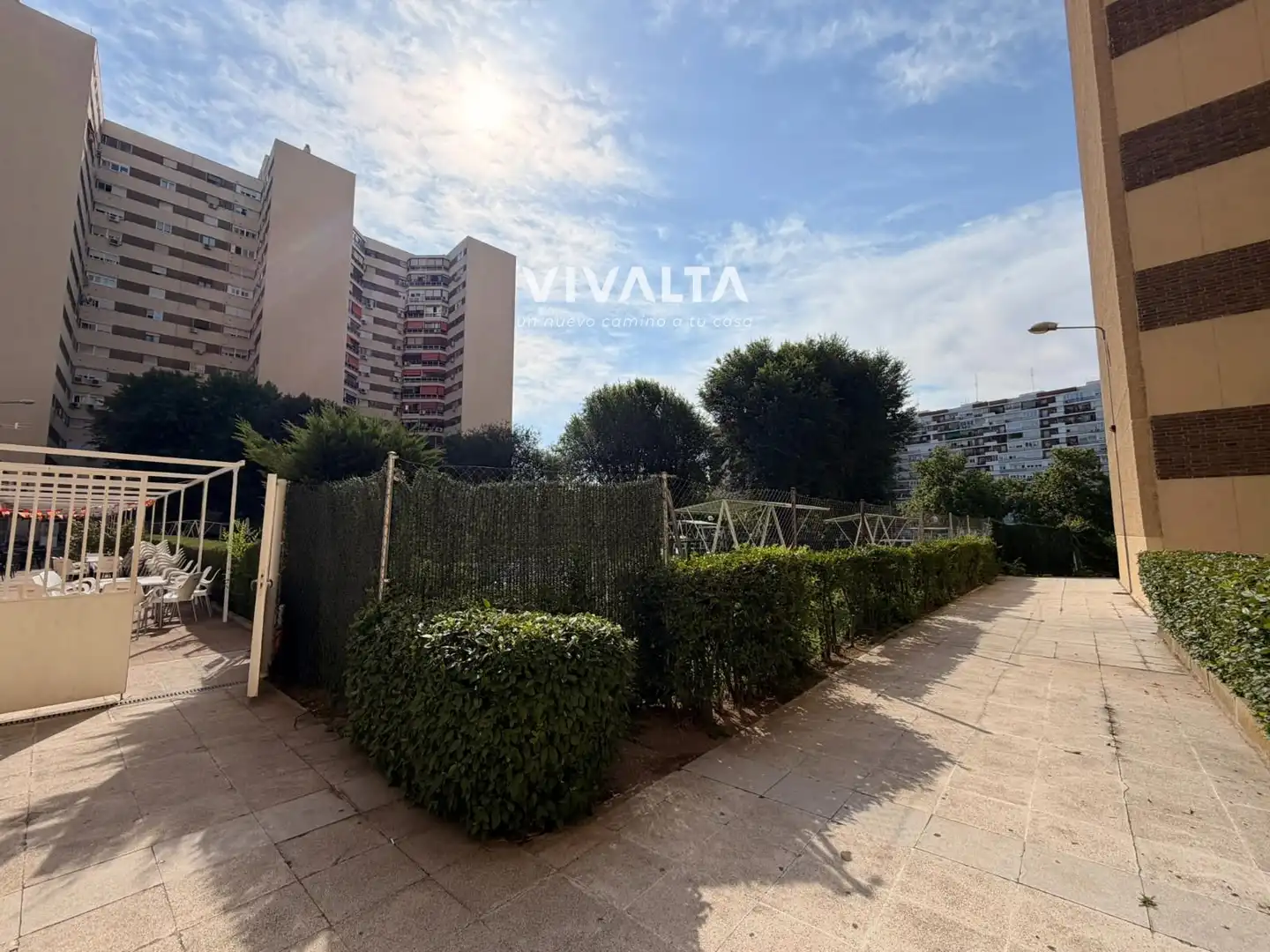 Vista exterior de Pis en venda en Madrid amb Aire condicionat, Calefacció i Piscina