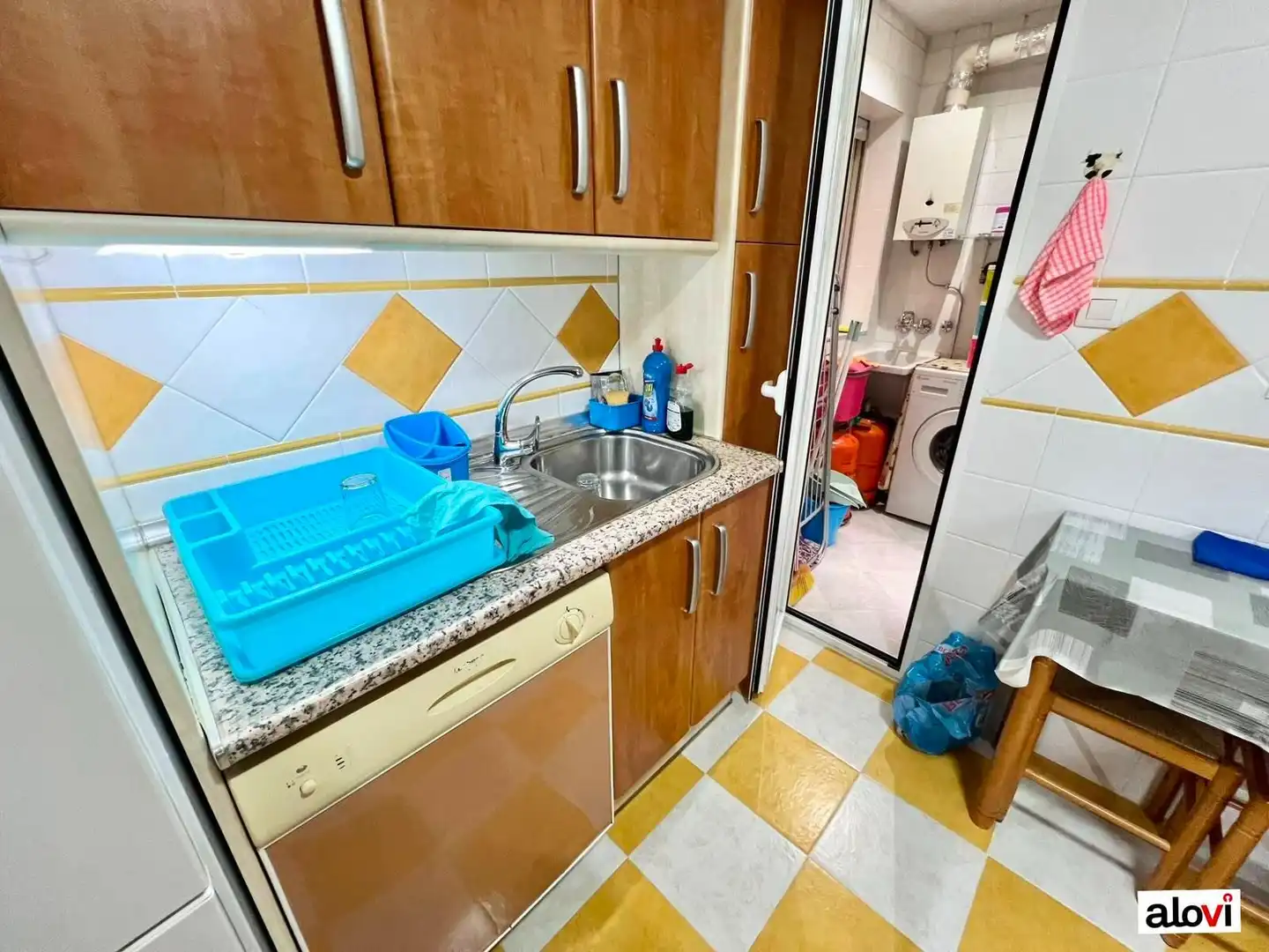 Cocina de Piso de alquiler en Granada con Aire acondicionado, Calefacción y Amueblado