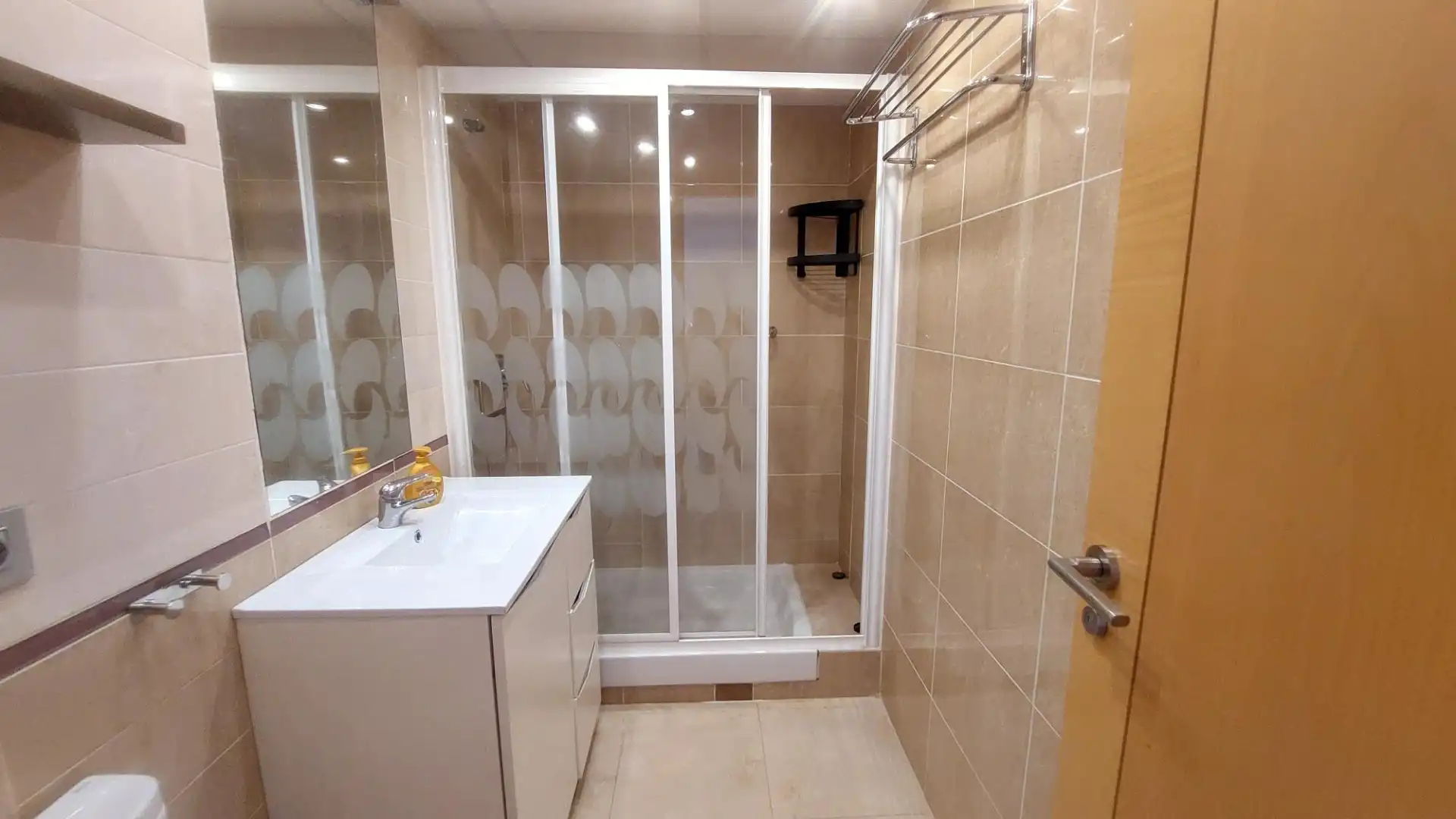 Baño de Dúplex en venta en Torrox con Aire acondicionado, Calefacción y Terraza