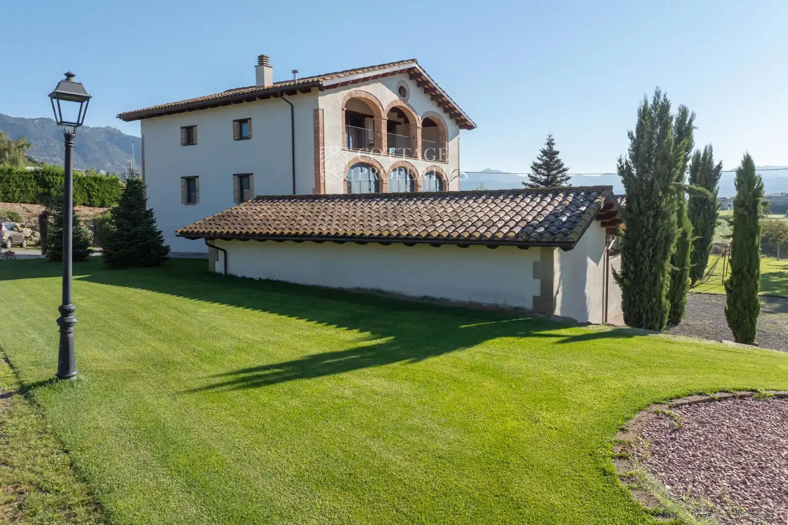 Vista exterior de Finca rústica en venta en Torelló con Terraza y Amueblado