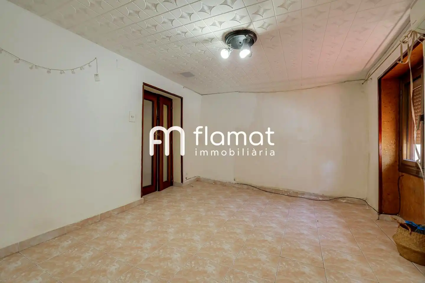 Country house zum Verkauf in Santa Coloma de Gramenet mit Privatgarten und Terrasse
