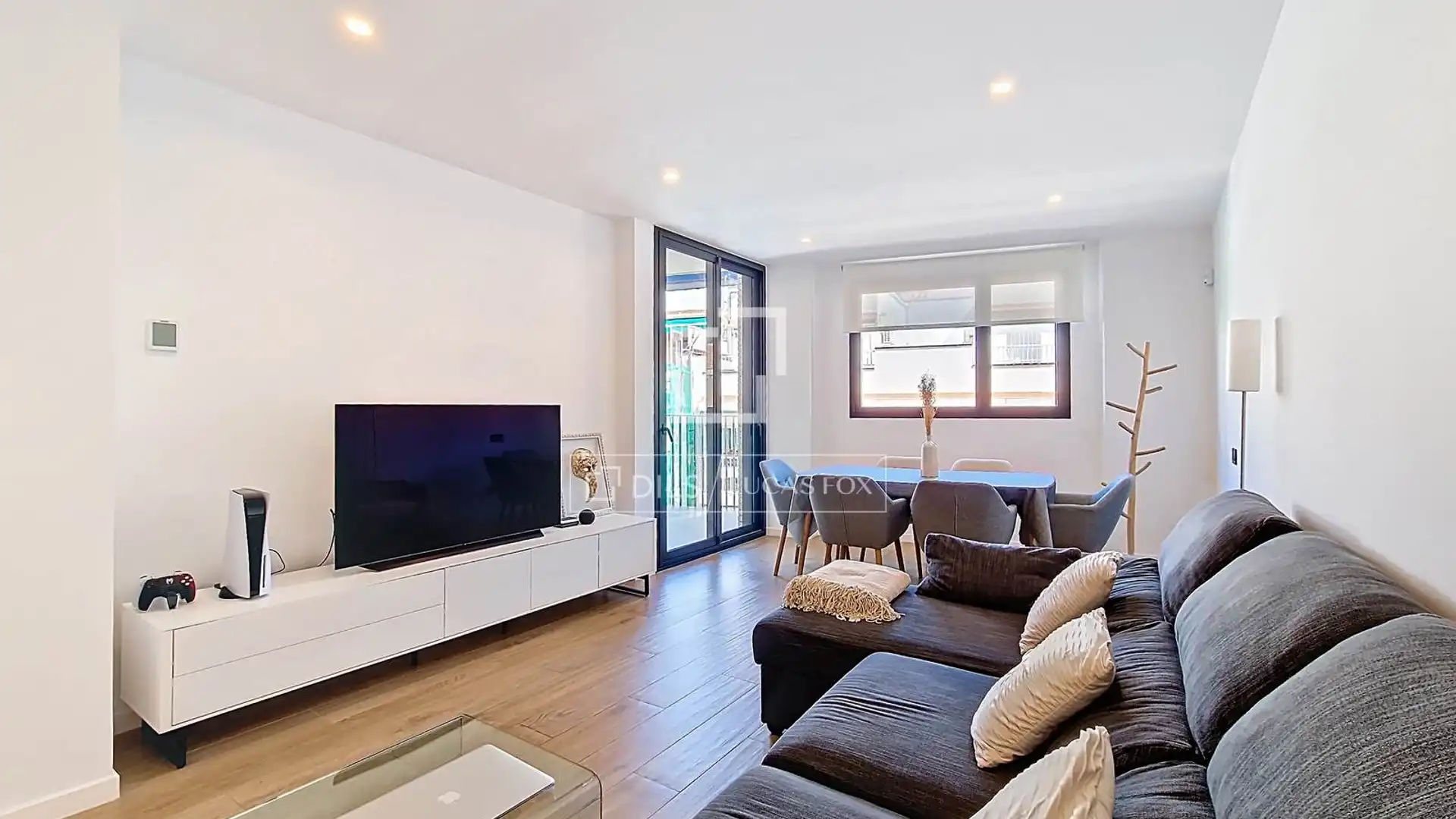 Sala de estar de Piso en venta en Sant Vicenç Dels Horts con Aire acondicionado, Calefacción y Terraza