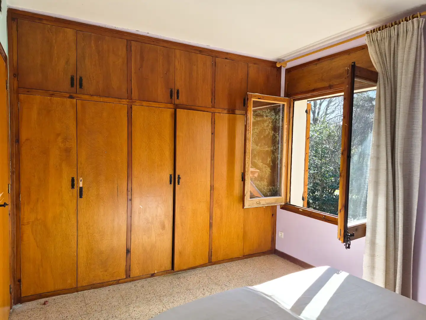 Dormitori de Finca rústica en venda en Campelles amb Calefacció, Jardí privat i Parquet