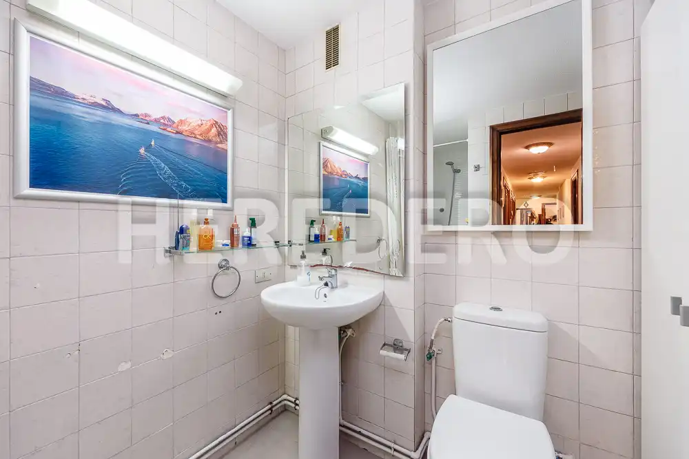 Bathroom of Flat for sale in Vigo   with Heating, Storage room and Balcony