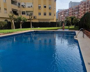 Piscina de Apartament en venda en Torremolinos amb Aire condicionat, Moblat i Balcó