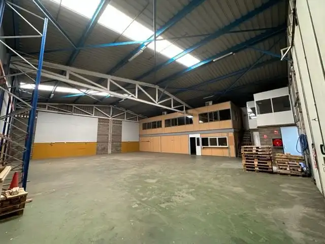 Fabrikhallen zur Miete in El Rosario