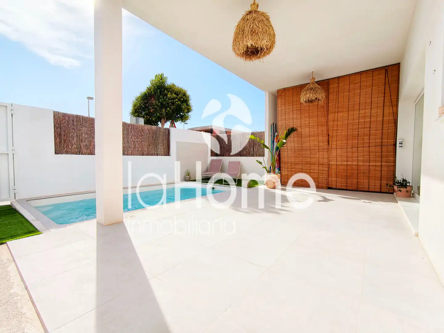 Casa bifamiliare con piscina in vendita a Benissanó