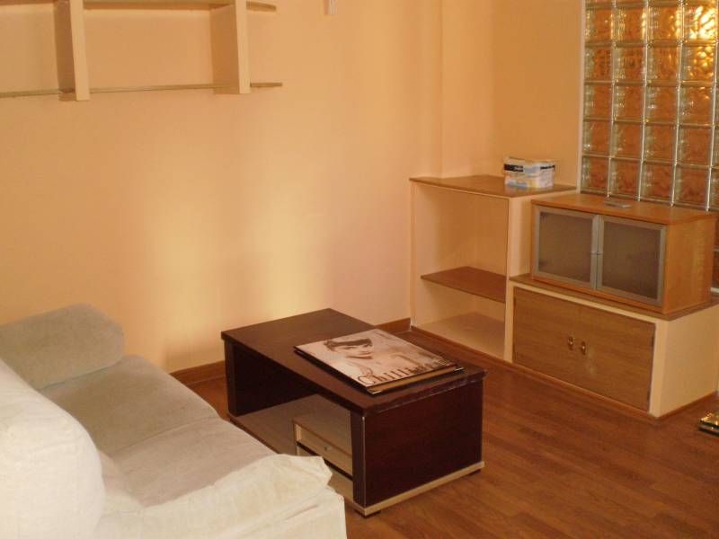 Flat to rent in Calle La Coruña, Cuatro Caminos - Azca