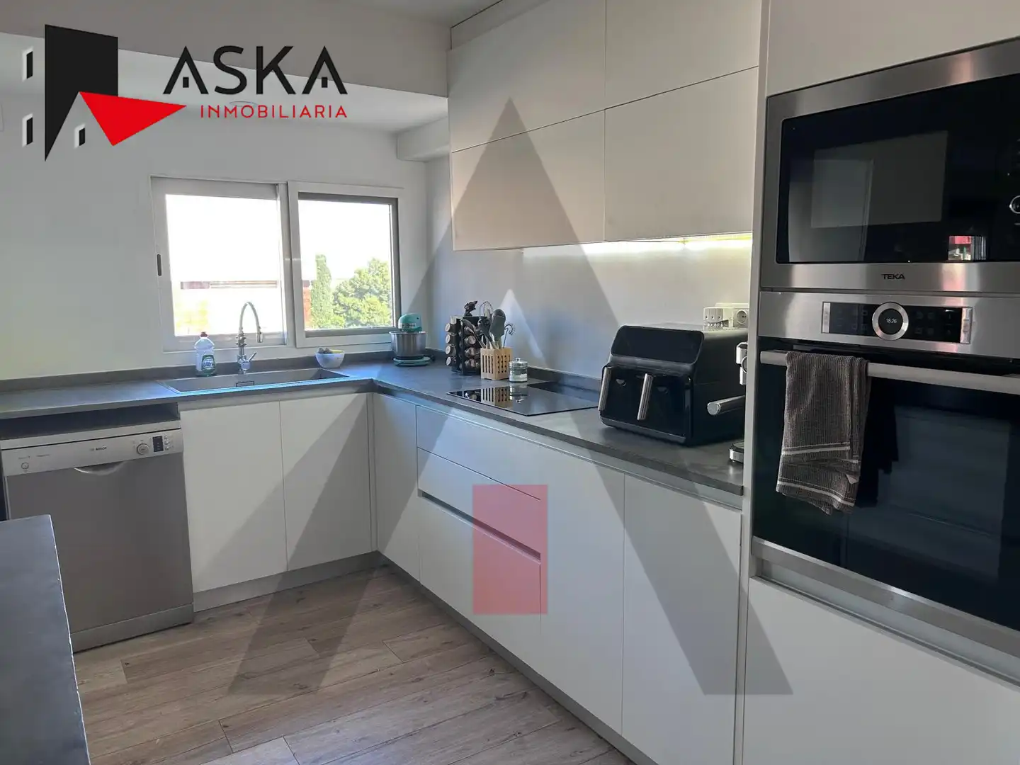 Cocina de Piso en venta en Sedaví con Aire acondicionado y Balcón
