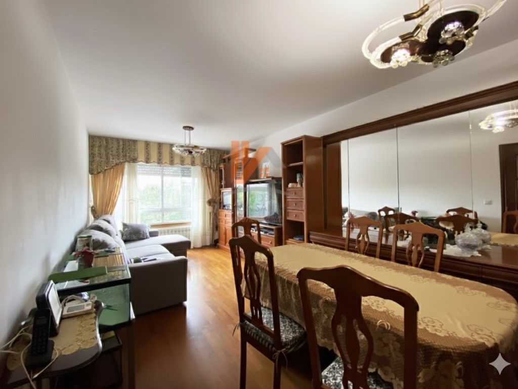 Exterior view of Flat for sale in Teo  with Oven