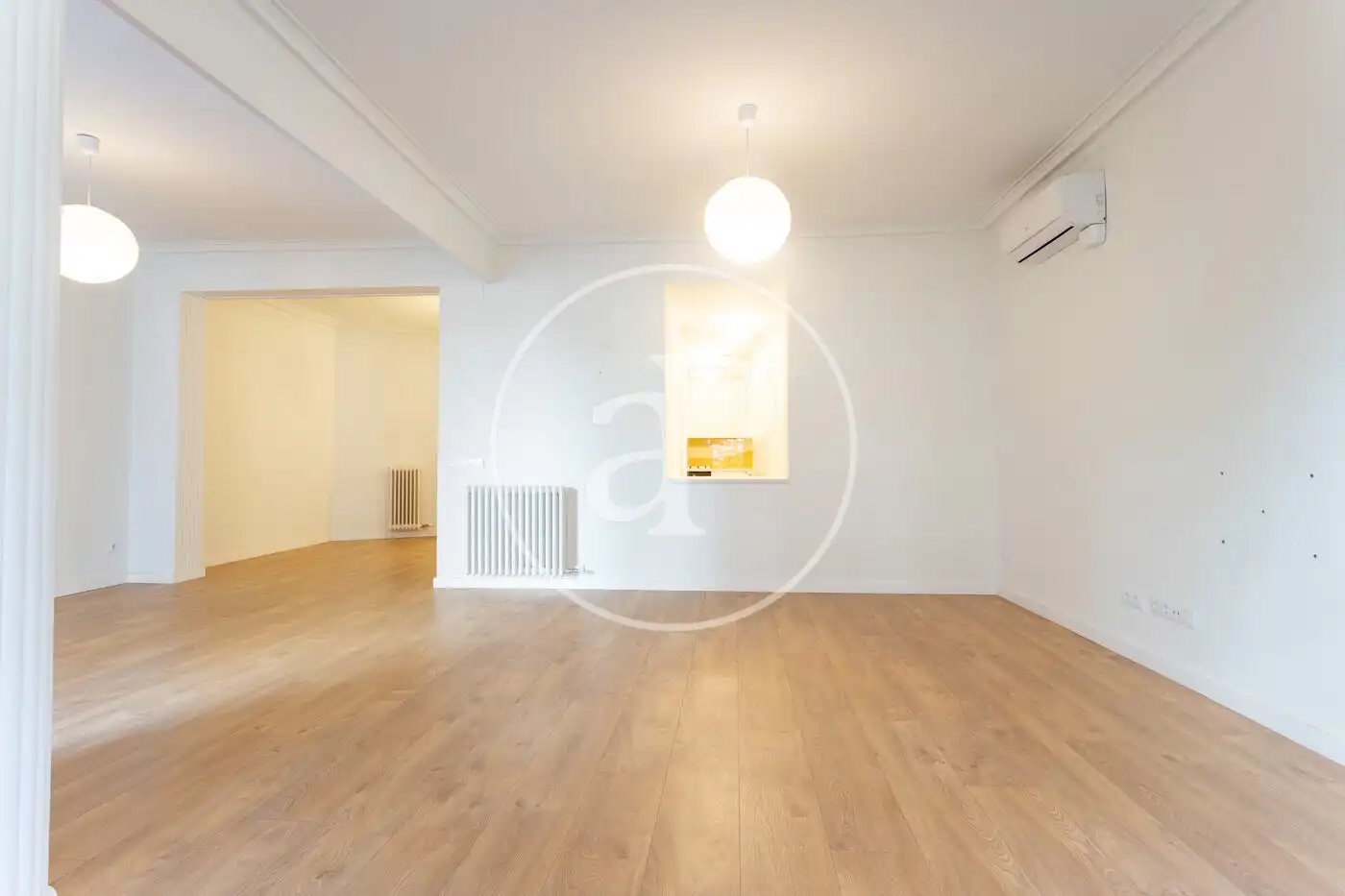 Sala d'estar de Pis de lloguer en Barcelona amb Aire condicionat, Calefacció i Terrassa