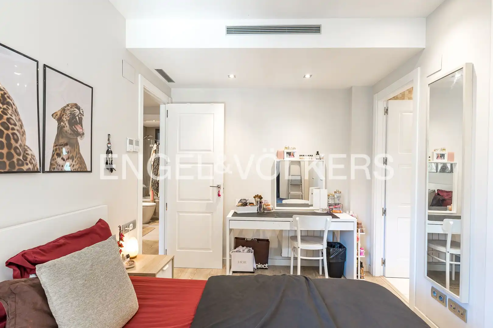 Bedroom of Duplexes for sale in Barcelona  with Air Conditioner, Heating and Terrace