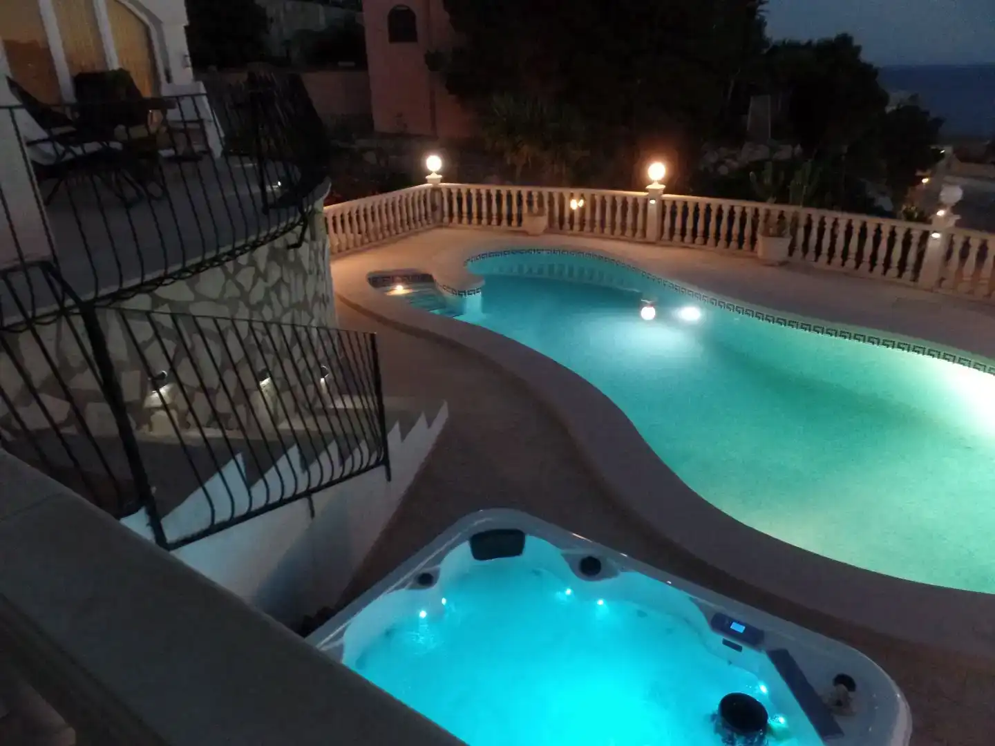 Piscina de Pis en venda en El Campello amb Aire condicionat, Jardí privat i Piscina