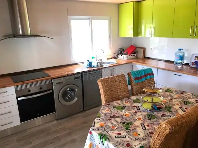 Cuina de Casa o xalet de lloguer en Orihuela amb Terrassa, Piscina i Moblat