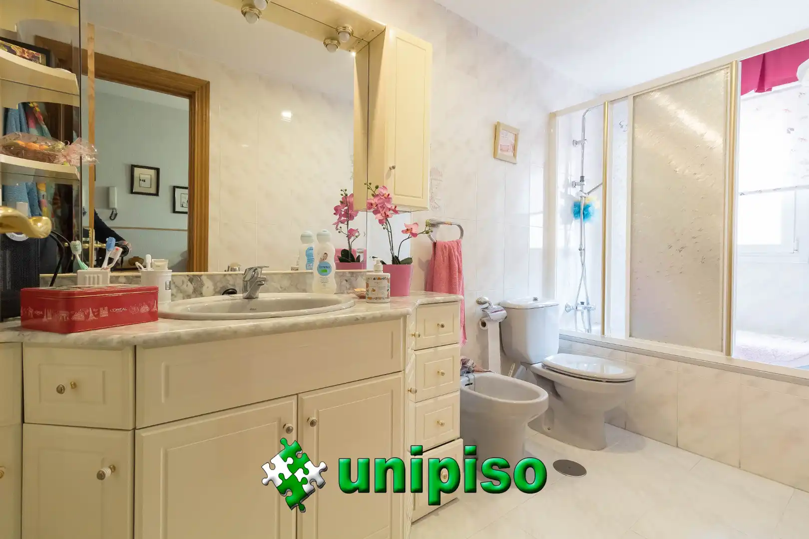 Badezimmer von Maisonette zum Verkauf in Leganés mit Klimaanlage, Heizung und Parkett