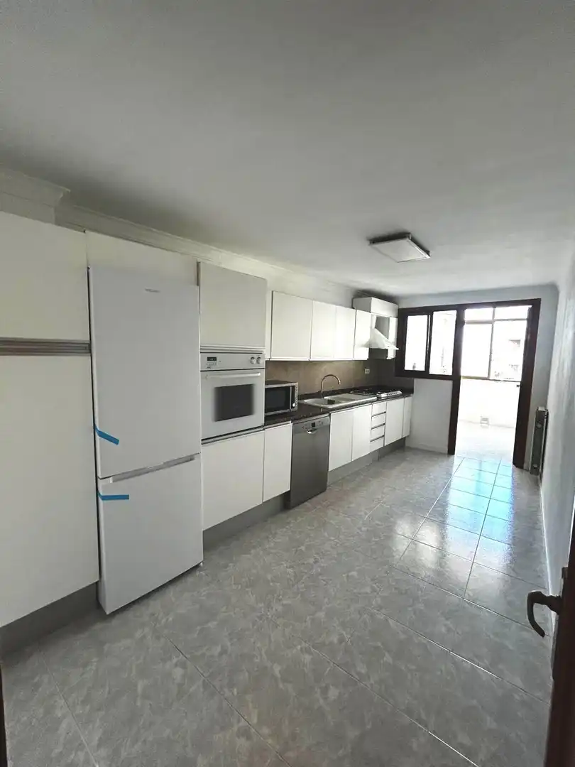 Cocina de Piso de alquiler en  Palma de Mallorca con Aire acondicionado, Calefacción y Terraza
