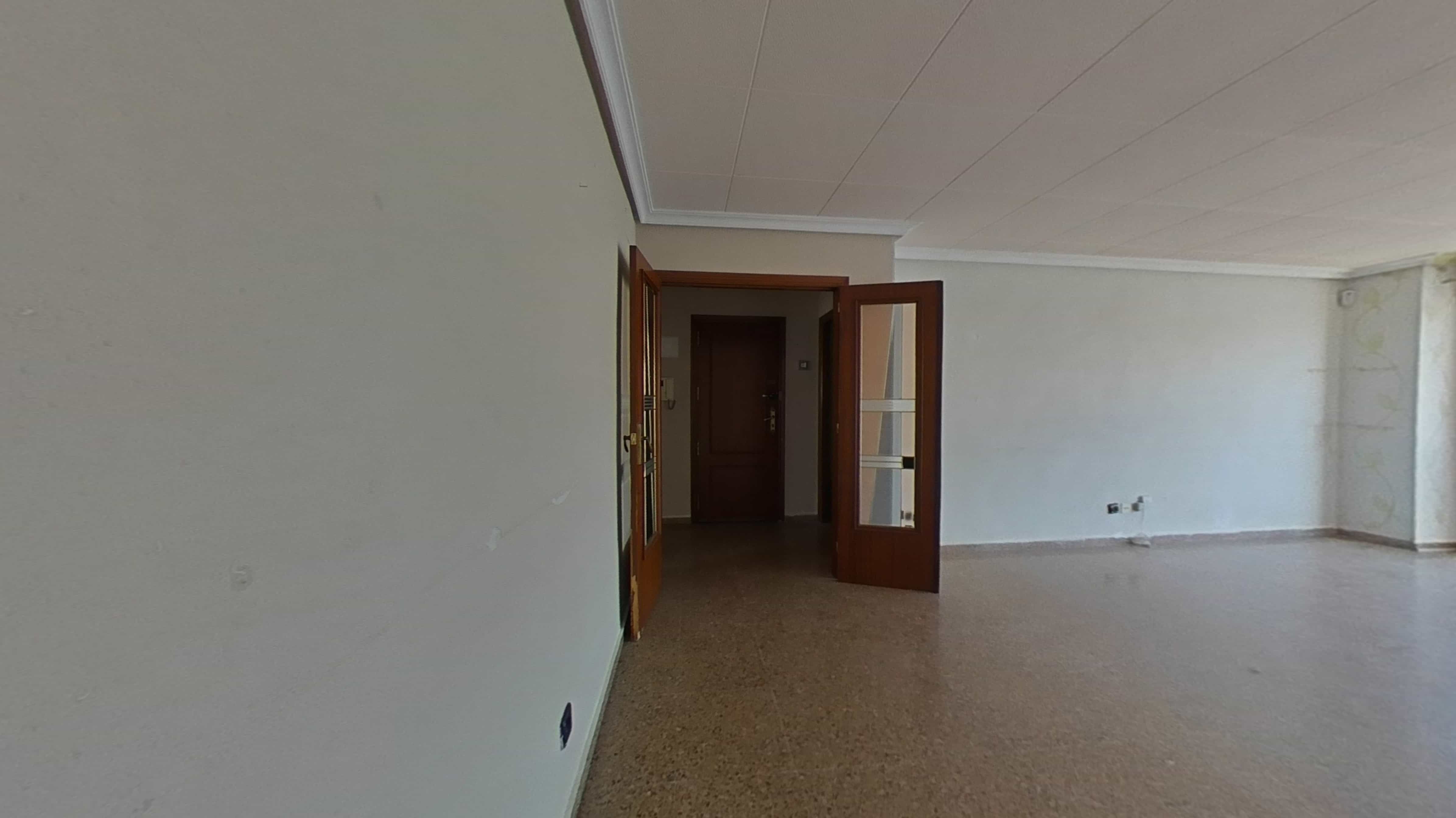 Piso en venta en Aspe con Balcón